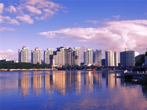 用华字取名公司名称（公司起名用华字起什么好）